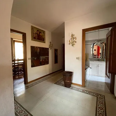 Apartamento Grande In Centro Pontedera