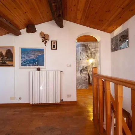 Apartamento Grande In Centro Pontedera