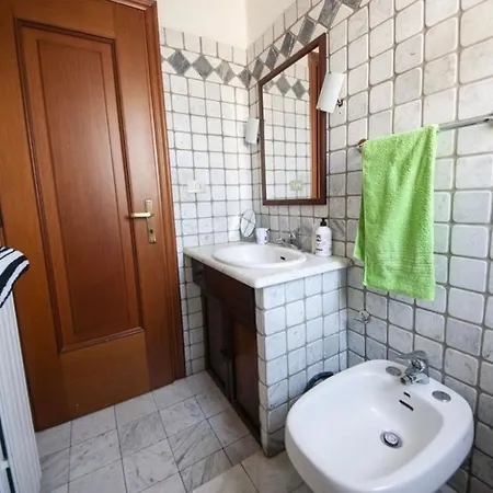 Grande In Centro Appartement Pontedera